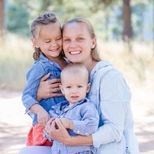 Meet your Posher, Elizabeth